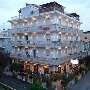 albergo-vittoria.riccione-hotels.org/