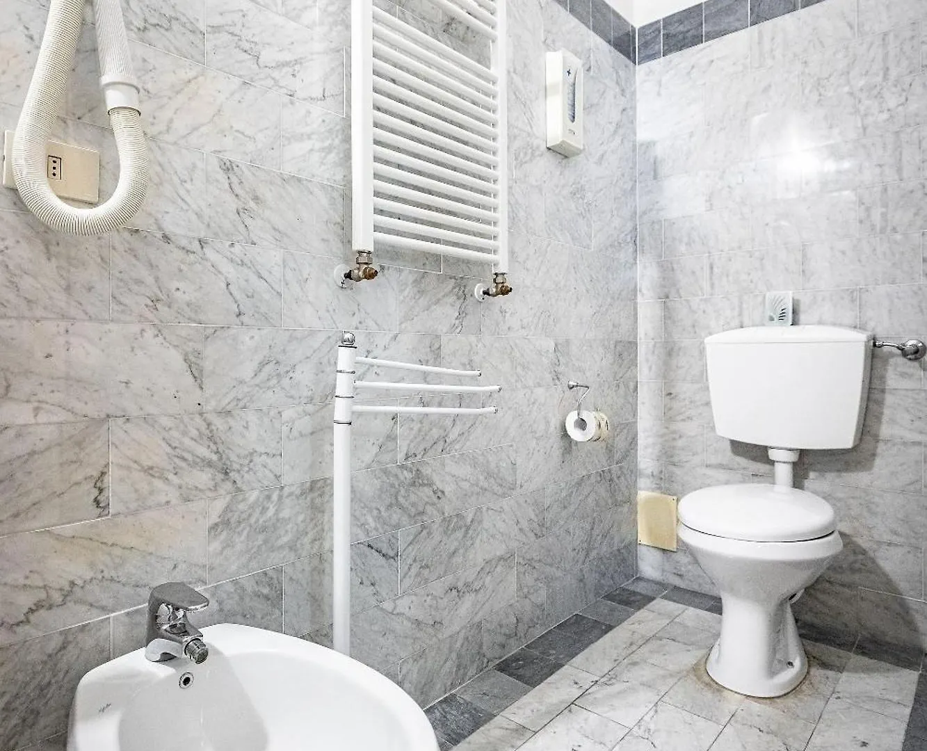 Πανσιόν Bellevue House Affittacamere Φλωρεντία
