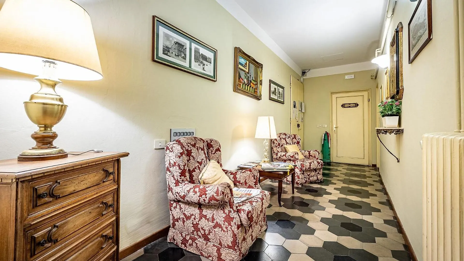 Guest house Bellevue House Affittacamere Florence