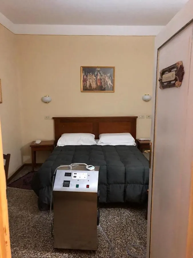 *** Guest house Bellevue House Affittacamere Florence Italy